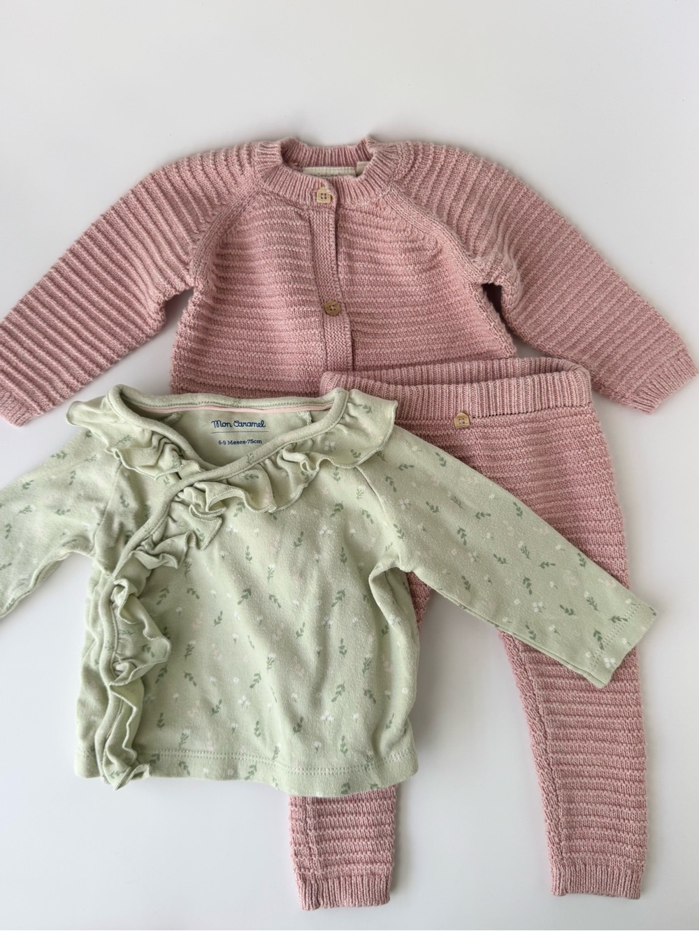 Petite Maison x Nono Knit Knit Outfit and Mon Caramel Floral Blouse